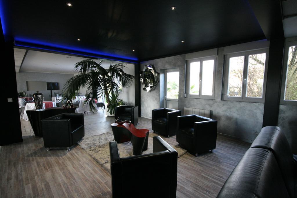 Hotel Air-Lane Saint-Léger-sous-Brienne Екстериор снимка